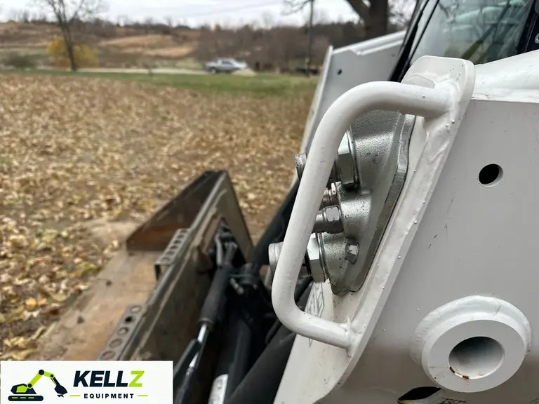 2024 Bobcat T770 Tracked Skid Steer Loader - photo 12