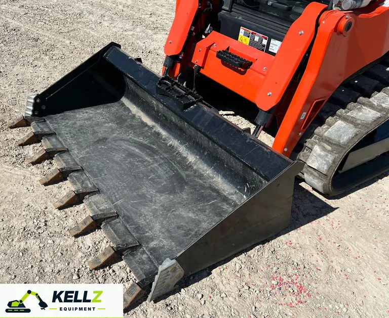 2022 Kubota SVL75-2 Tracked Skid Steer Loader - photo 9