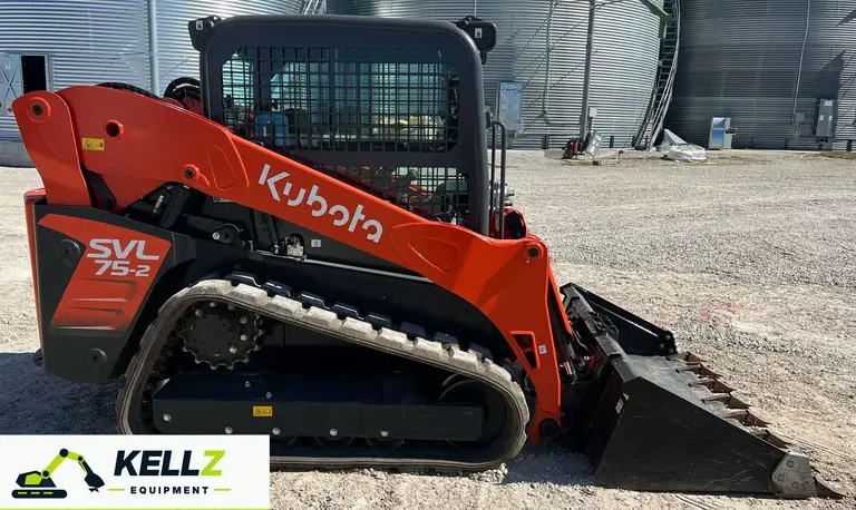 2022 Kubota SVL75-2 Tracked Skid Steer Loader - photo 6