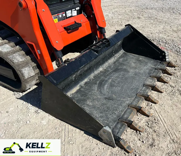 2022 Kubota SVL75-2 Tracked Skid Steer Loader - photo 10