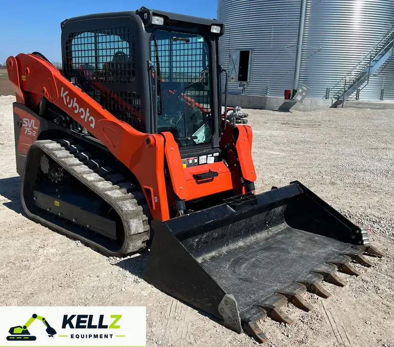2022 Kubota SVL75-2 Tracked Skid Steer Loader - photo 7