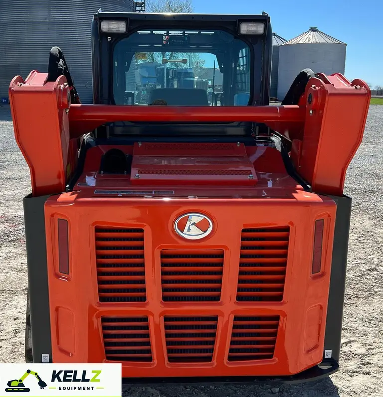 2022 Kubota SVL75-2 Tracked Skid Steer Loader - photo 4