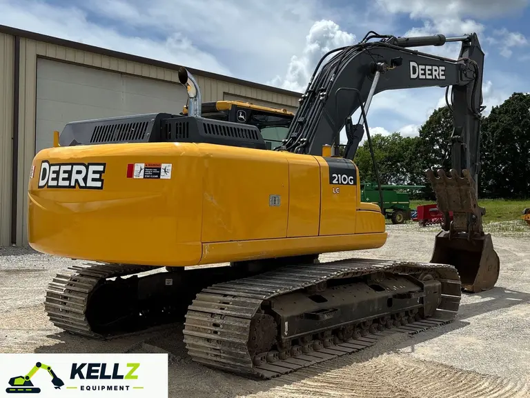 2015 John Deere 210G LC Excavator - photo 5