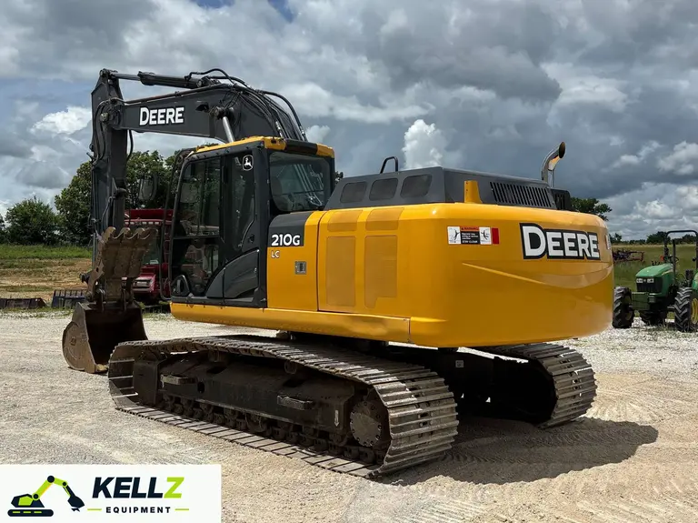 2015 John Deere 210G LC Excavator - photo 3