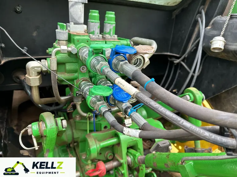 John Deere 560M Round Baler - photo 11