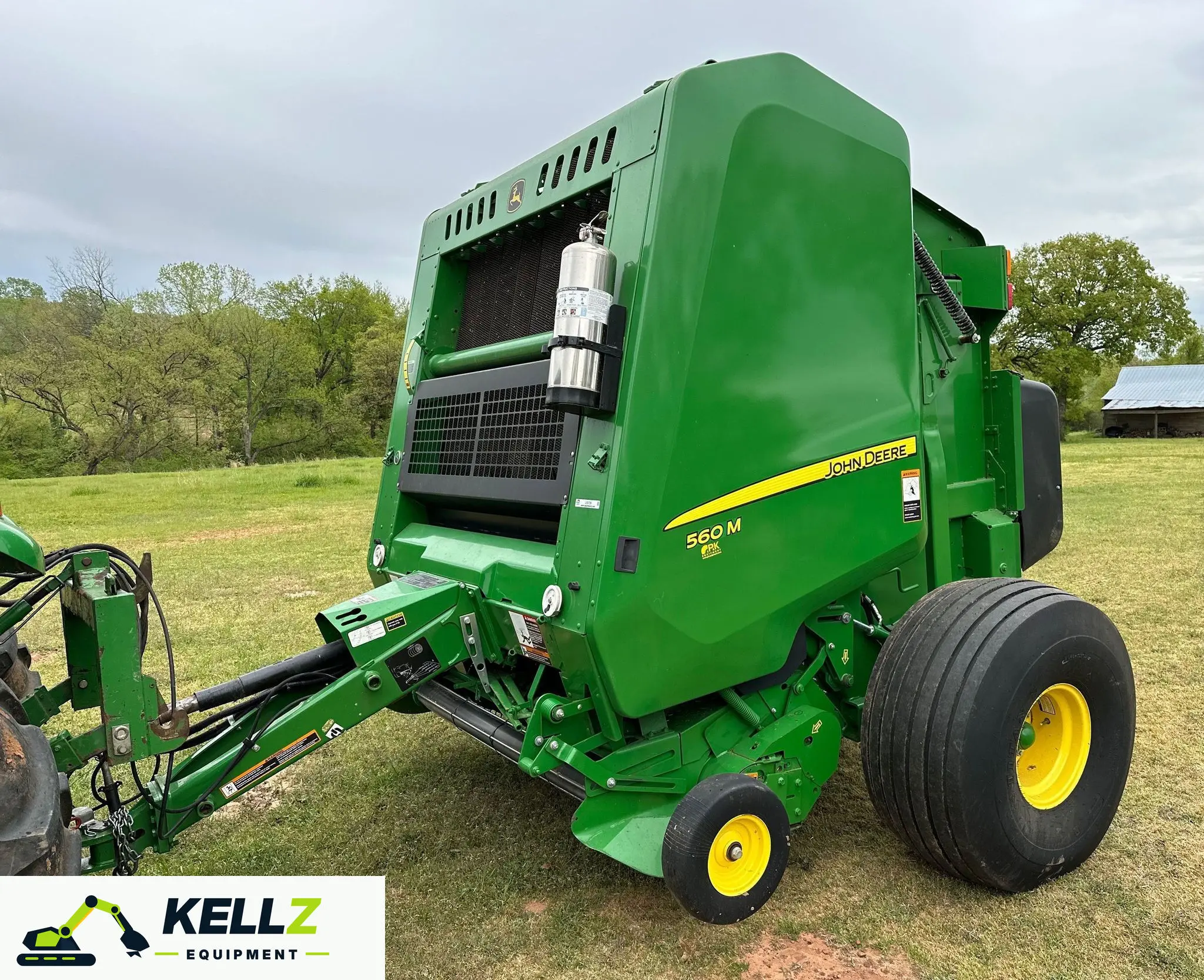 John Deere 560M Round Baler - photo 1