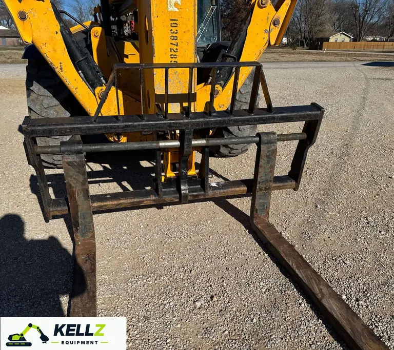 2016 JCB 510-56 Telehandler - photo 11