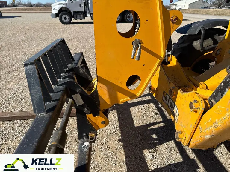 2016 JCB 510-56 Telehandler - photo 12