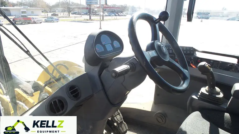 2012 Caterpillar 924K Wheel Loader - photo 11