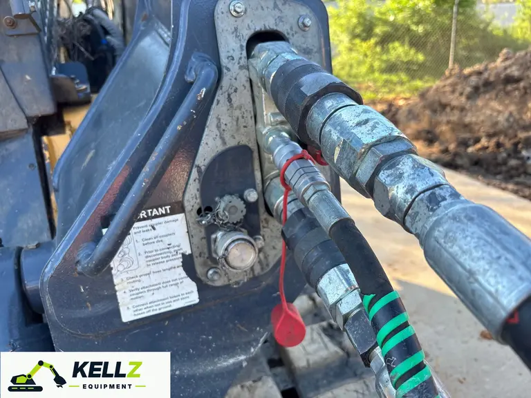 2022 John Deere 333G Skid Steer Loader - photo 12